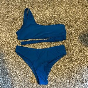 SHEIN Asymmetrical Blue Bikini Set
